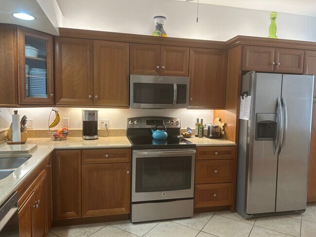 Foto del edificio - 2389 Hidden Lake Ct