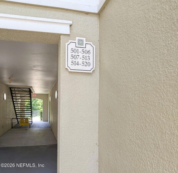 Foto del edificio - 8290 Gate Pkwy W