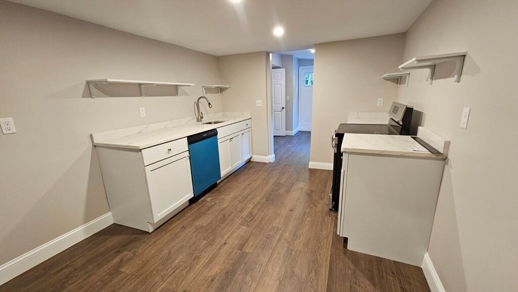 Building Photo - 26 Boot Pond Rd