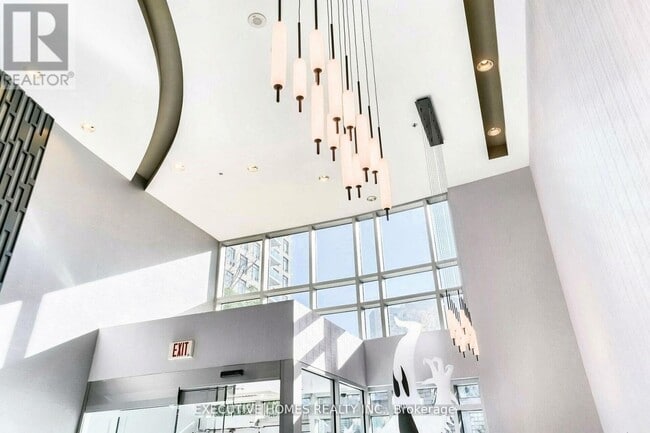 Building Photo - 80 Absolute Ave