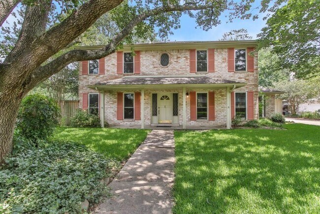 Building Photo - 15703 Laurelfield Dr