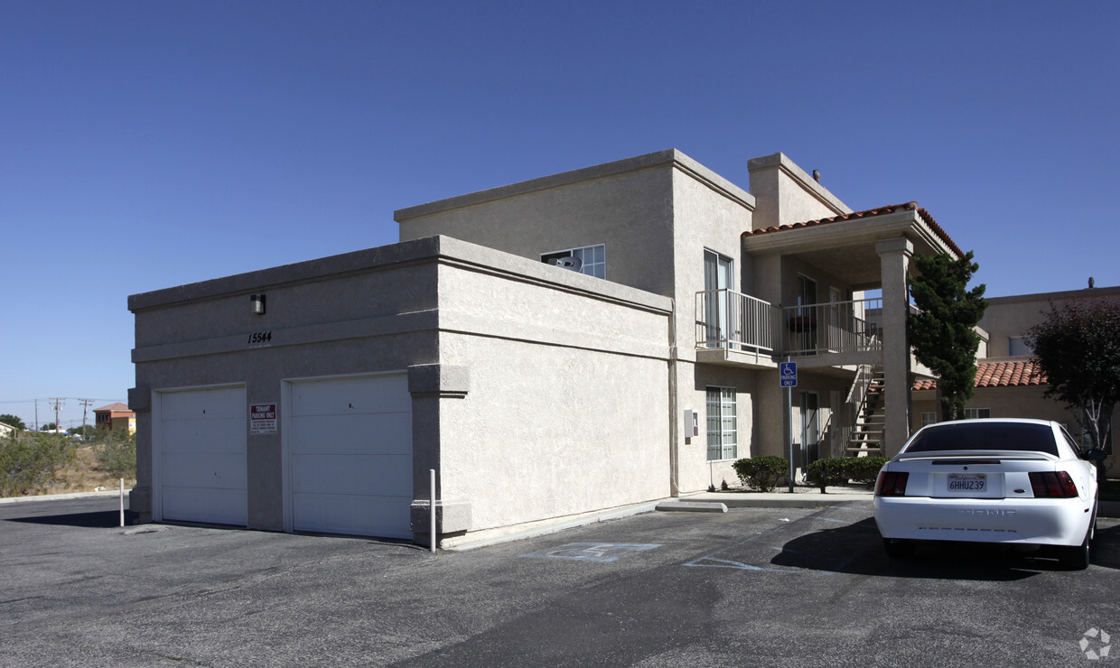 Primary Photo - 15544 Sequoia Ave