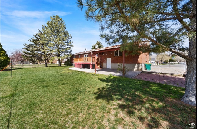 Building Photo - 689 W 1200 N