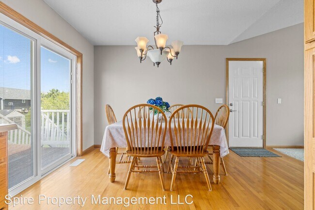 Foto del edificio - 5 br, 3 bath House - 191 Bear Creek Court