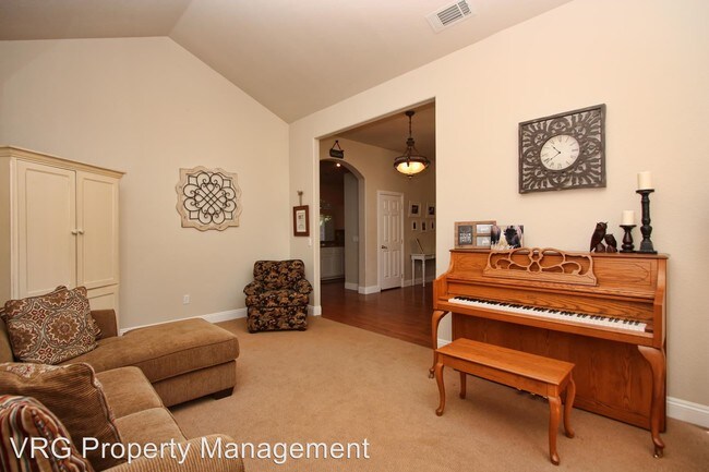 Foto del edificio - 3236 Veld Way