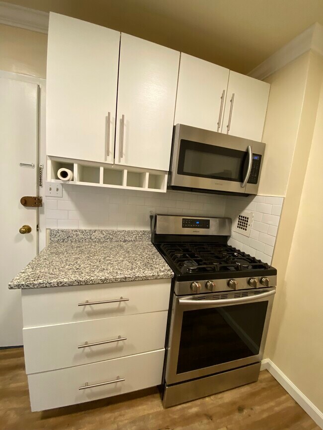 Foto del edificio - 922 24th St NW