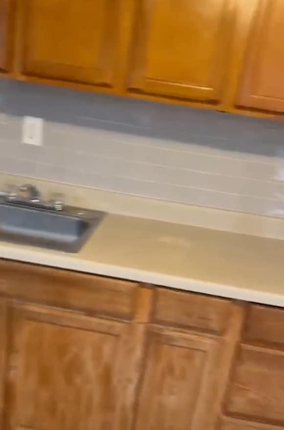 Building Photo - 127 West Airy Street