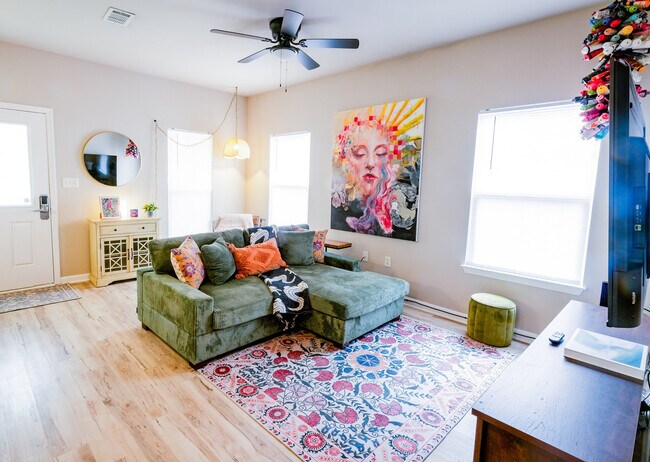 Building Photo - 1657 Indian Woman Rd