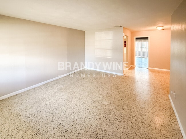 Foto del edificio - 4230 Tom Skinner Way