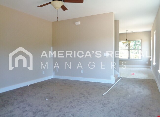 Building Photo - Wonderful Town Home in Gardendale for Rent...