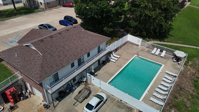 Foto del edificio - 827 Southwest Blvd