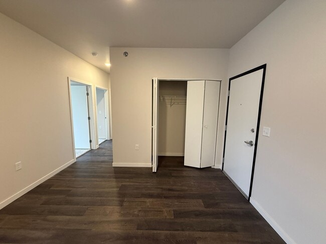 Building Photo - Northern Point Apartments