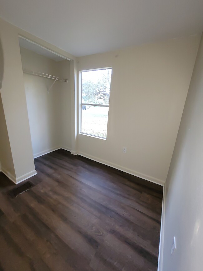 Foto del edificio - 1596 W. High Acres St.