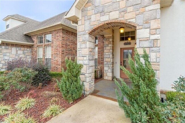 Building Photo - 6808 Riley Park Dr
