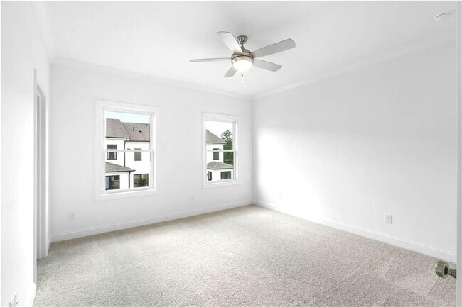 Foto del edificio - 4231 Millcroft Pl