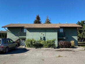 Building Photo - 178 Rosewood Dr
