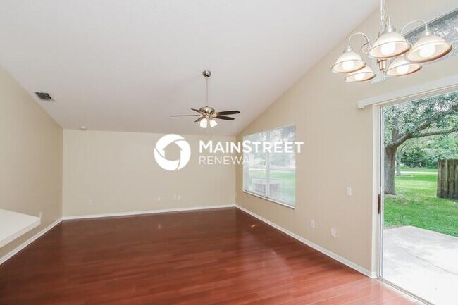 Foto del edificio - 3 Bedroom Pet-Friendly Home in MELBOURNE, FL with Main Street Renewal