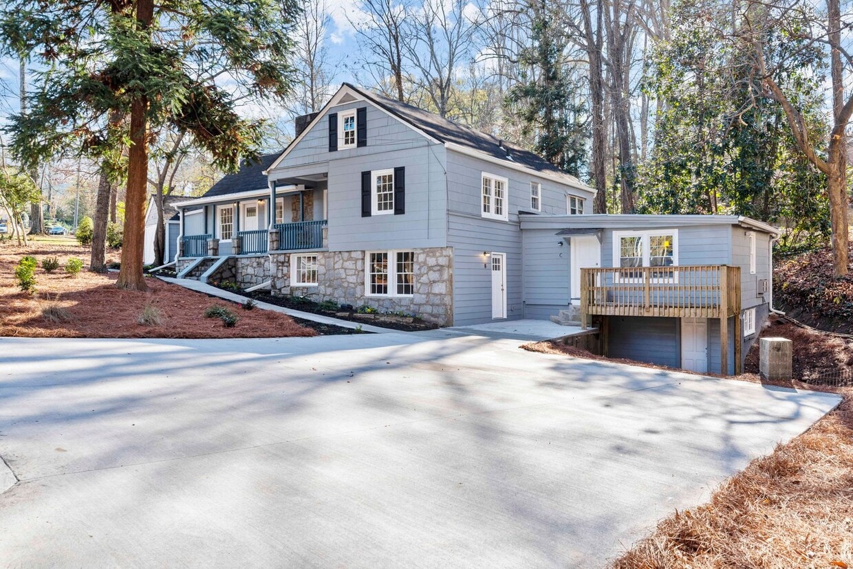 3310 E Roxboro Rd NE, Atlanta, GA 30324 House Rental in Atlanta, GA