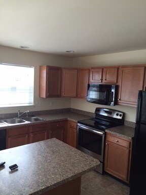 Building Photo - 3935 Birchwood Cir