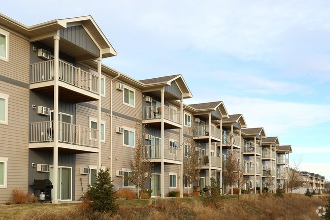 Building Photo - Plantation at Hunters Run