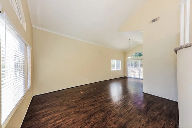 Foto del edificio - 23842 Sweet Pea Ct