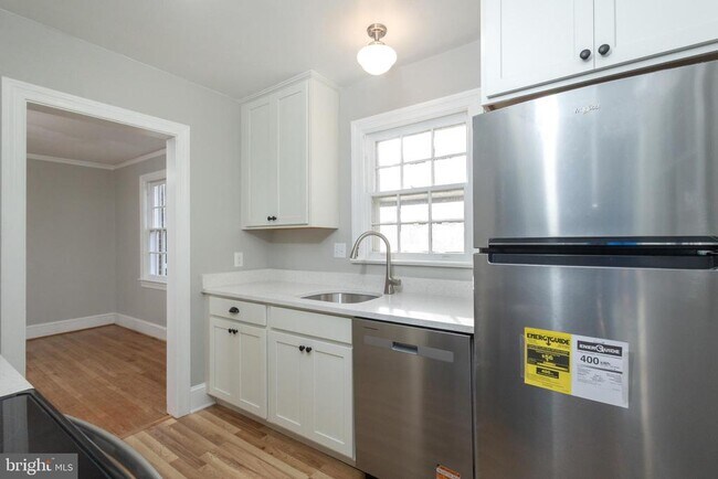 Foto del edificio - 312 N Highland St