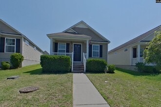 Building Photo - 712 Blazing Star Trl