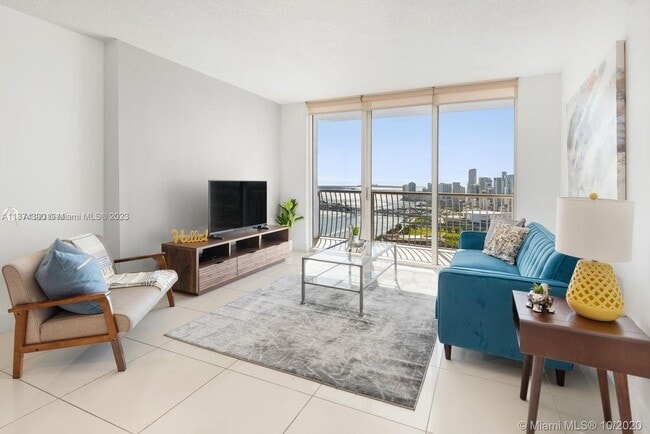 Foto del edificio - 1717 N Bayshore Dr