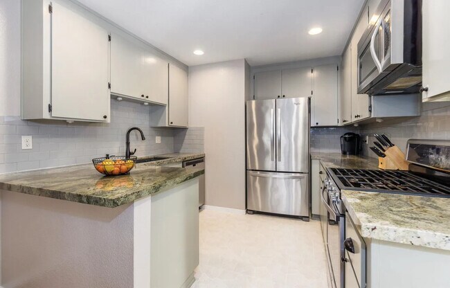 Foto del edificio - 4671 Apple Tree Cmn