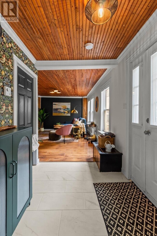 Building Photo - 45 Bond St