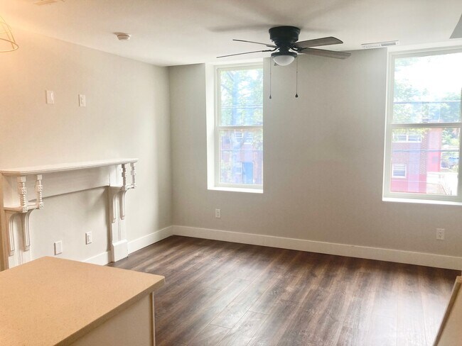 Foto del edificio - 2630 Ridge Ave