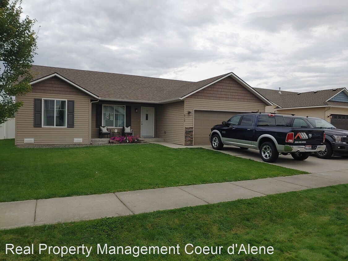 Foto principal - 3 br, 2 bath House - 6719 W Rambo St.