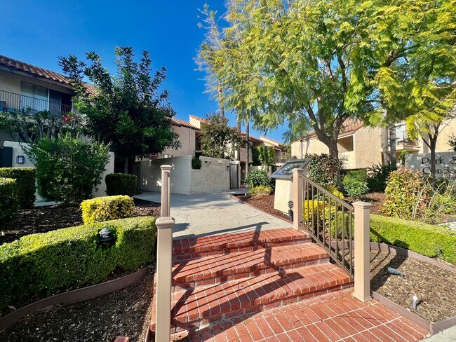 Foto del edificio - Georgous Calabasas Condo