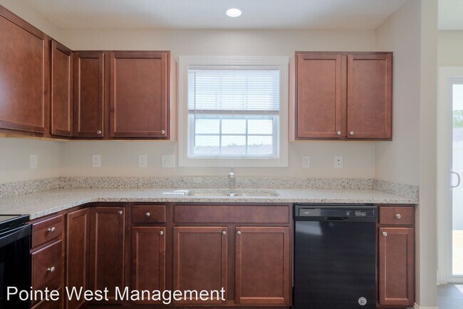 Building Photo - 4 br, 4.5 bath House - 175 Twig Street