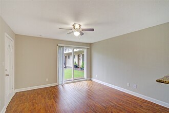 Building Photo - 5701 Schumacher Ln