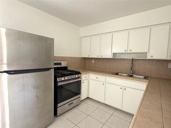 Foto del edificio - 1740 SW 47th Ave