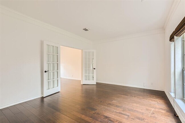 Foto del edificio - 6314 Old Harbor Ln