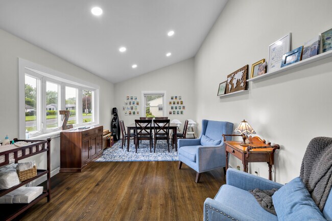 Foto del edificio - 438 Reed Ave