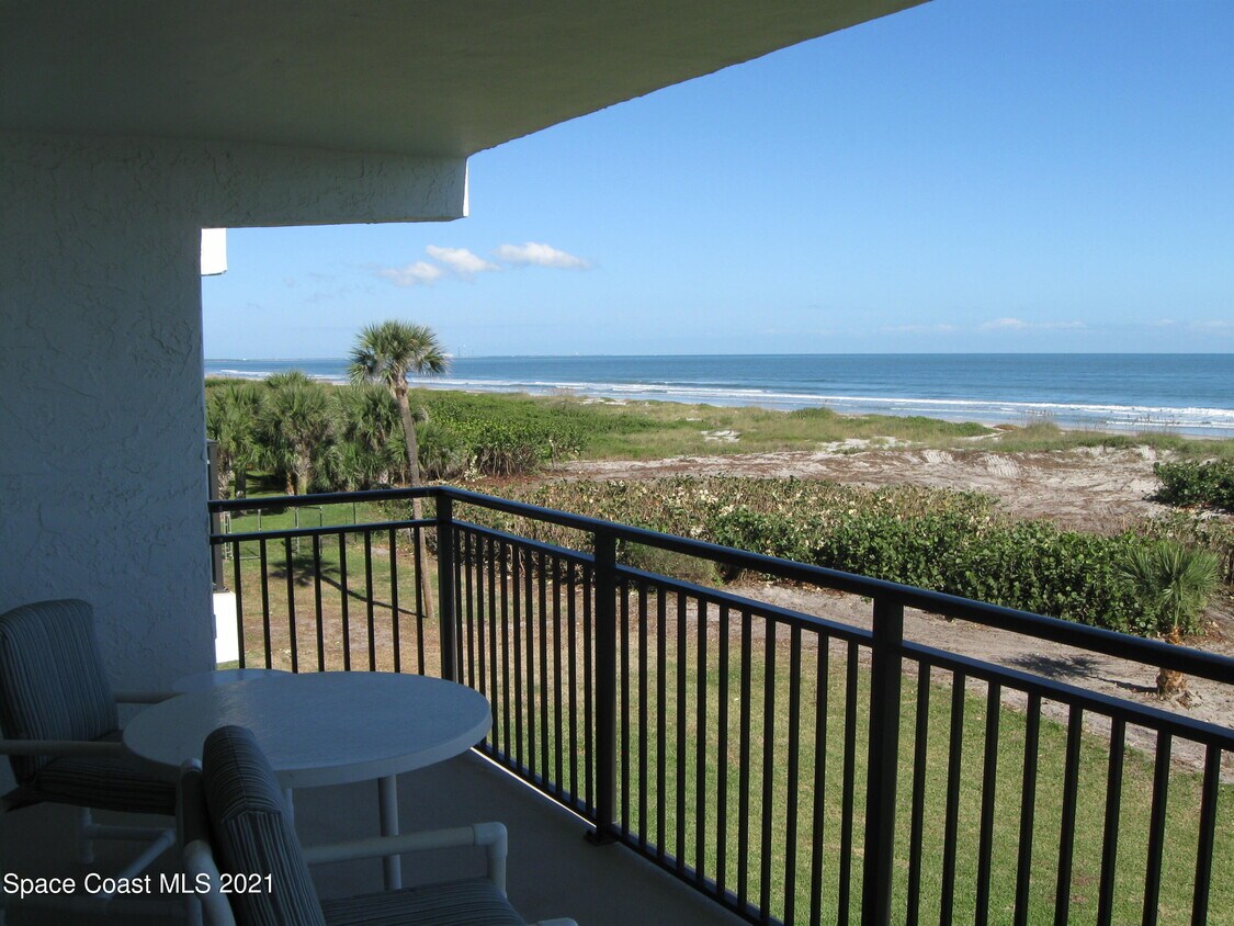 650 N Atlantic Ave Unit 305, Cocoa Beach, FL 32931 Condo for Rent in