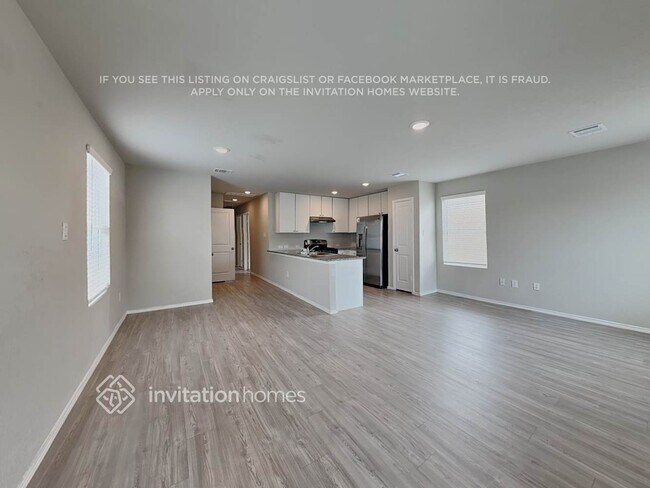 Building Photo - 4230 Southton Lk
