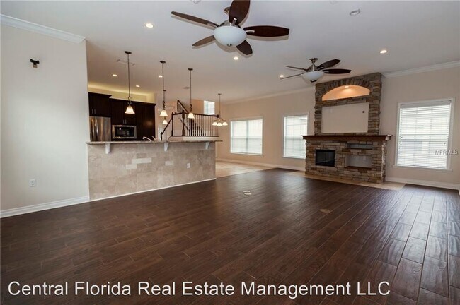 Building Photo - 5 br, 5.5 bath House - 6827 Sundrop St.