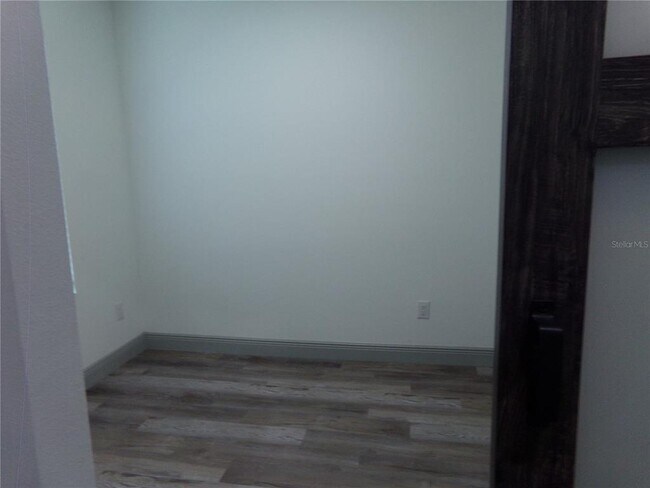 Foto del edificio - 2262 Fernwood St