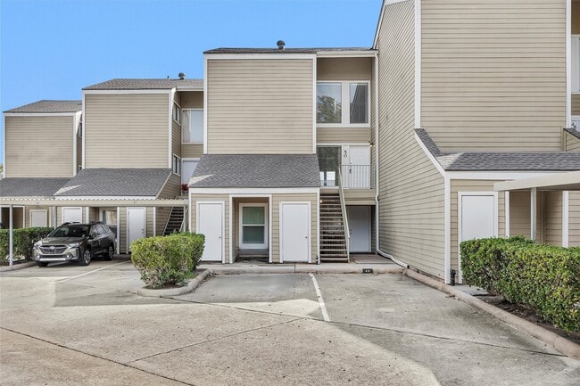 Foto del edificio - 50 April Point Dr S