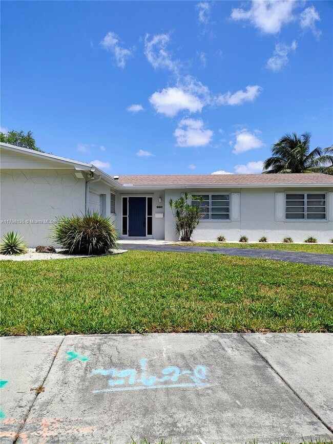 Foto del edificio - 9941 SW 101st St