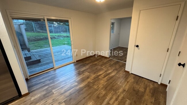 Foto del edificio - Adorable Ranch Style Home - Milwaukie