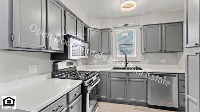 Foto del edificio - 2144 Edgehill Ave