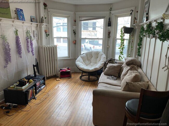 Foto del edificio - 1305 Commonwealth Ave