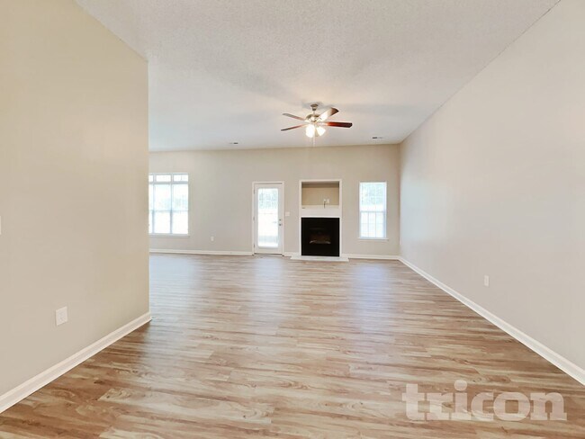 Building Photo - 314 McGinn Grove Dr