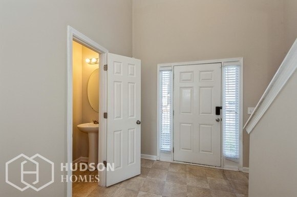 Foto del edificio - AVAILABLE NOW! -  8708 BERRYBROOK LANE, CH...