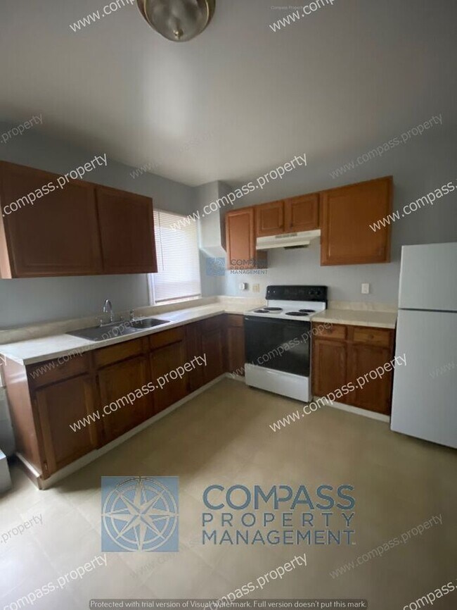 Foto del edificio - 516 W 1st Ave